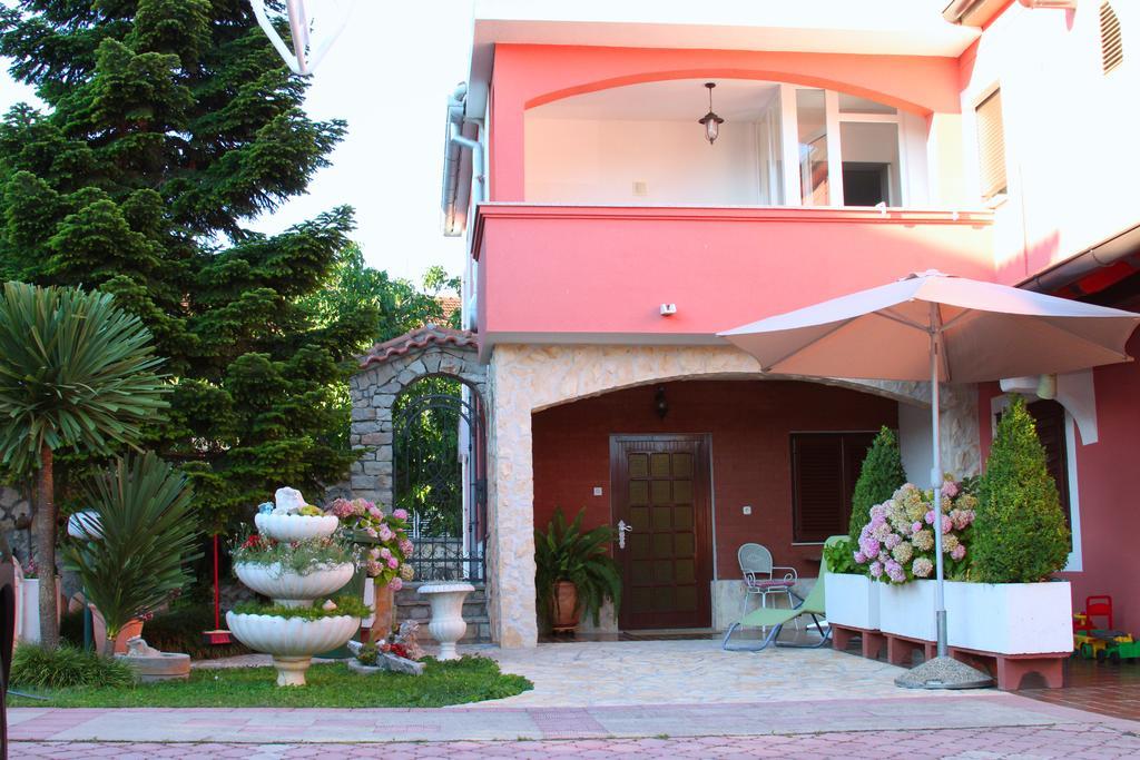 Villa Rosa Brodarica  Esterno foto