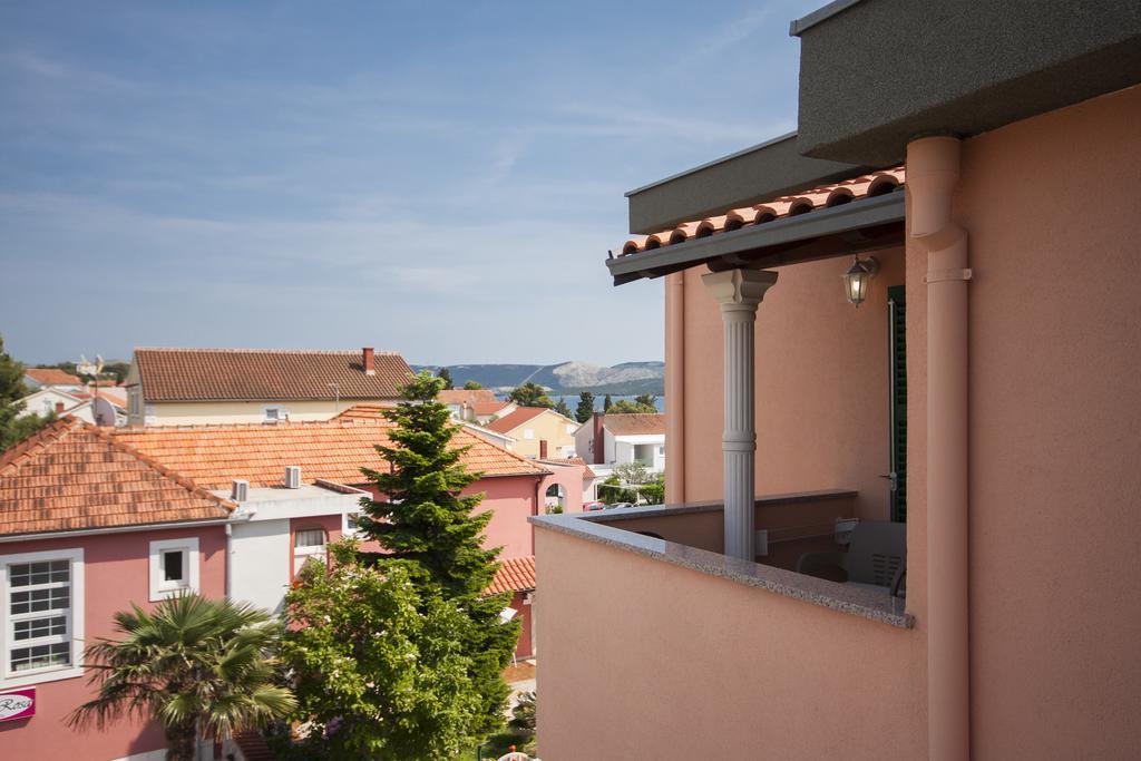 Villa Rosa Brodarica  Esterno foto